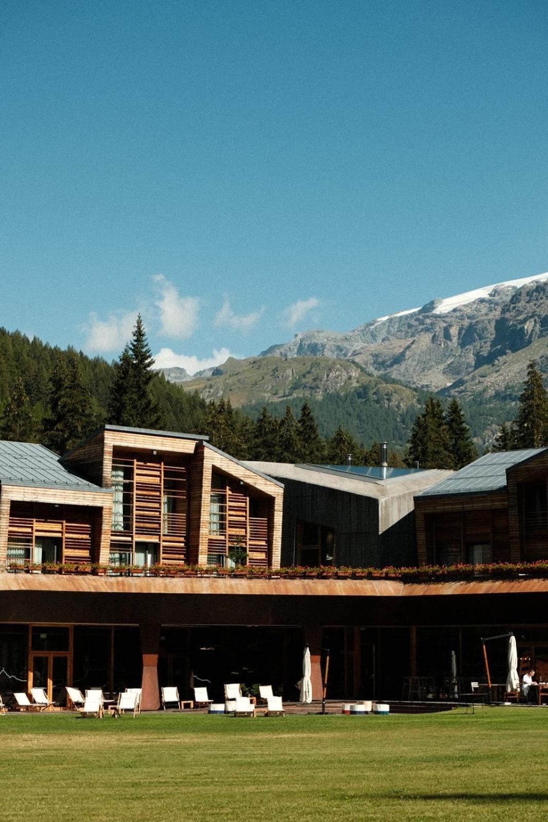 Aethos Monterosa Hotel Champoluc Exterior photo